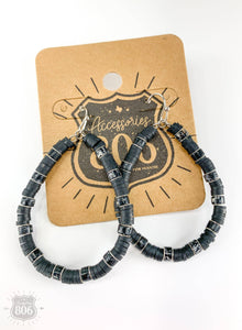 Rubber disc teardrop earring 806-E075