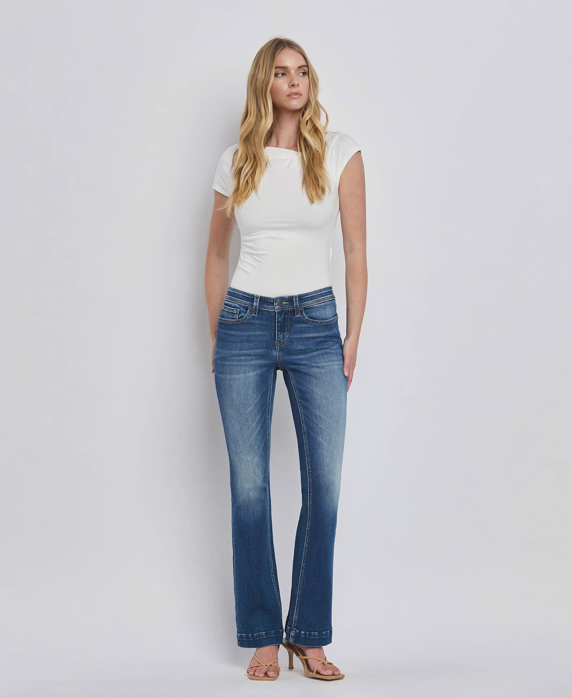 LOW RISE BACK YOKE BOOTCUT JEANS F5397